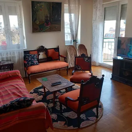 New Cozy, Stylish With Special Eclectic Vibe In The Heart Of Vracar Belgrade